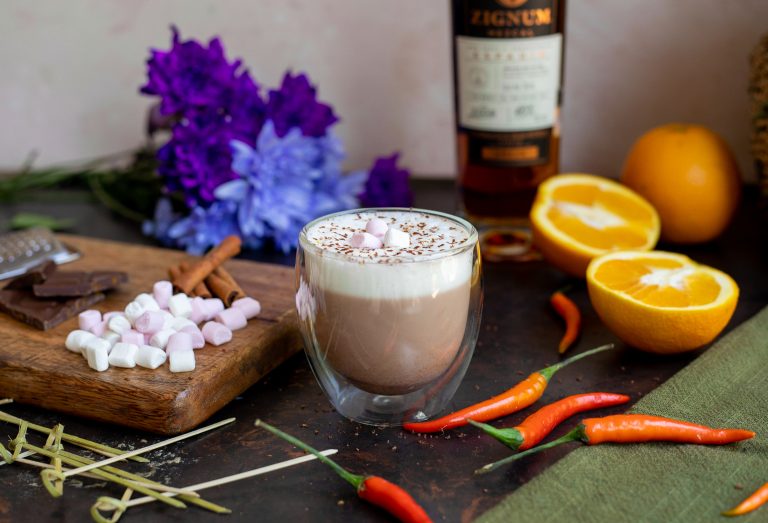 Are hot cocktails the drink of the season? We definitely think so!