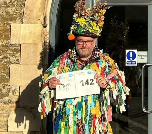Morris tatter coat charity hike raises £1,400 for Peterborough hospice