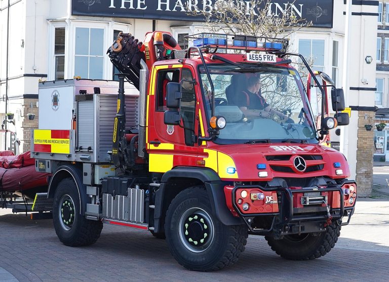 Ipswich Mayor tours Suffolk Fire and Rescue to learn about community safety