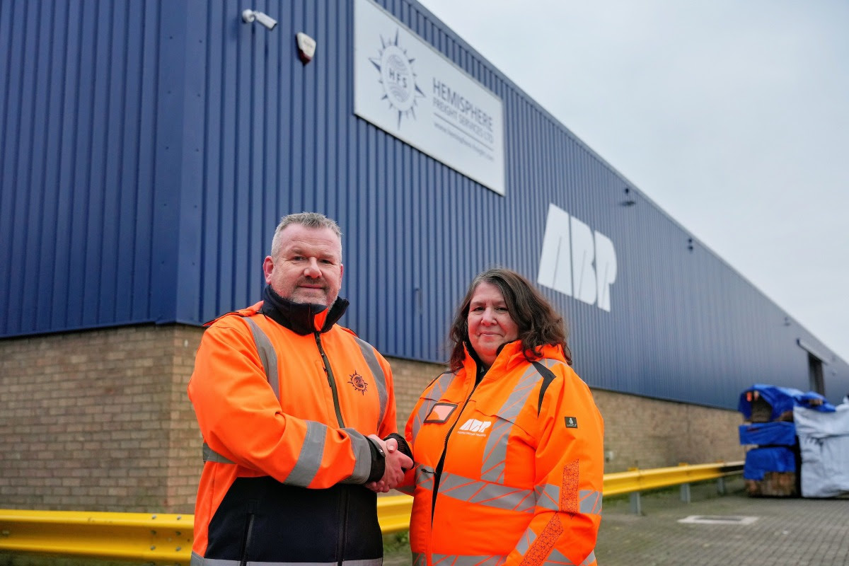 Hemisphere returns to Port of Ipswich with new engineering and packing facility