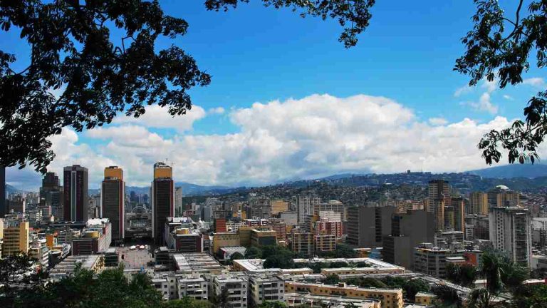 American Airlines Resumes Flights Between US And Venezuela With Caracas To Miami Route