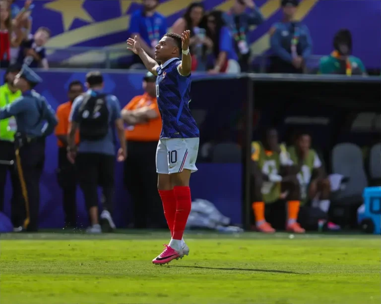 France 3-1 Senegal: Mbappé Double Seals France Victory As Senegal Pay Price For Missed Chances