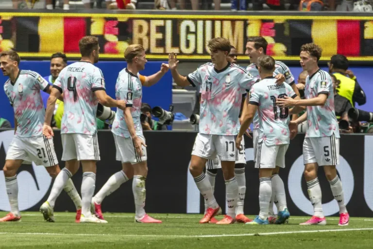 Spain 2-1 Belgium: Merino Pounces on Late Error to Send La Roja into World Cup Semi-Finals