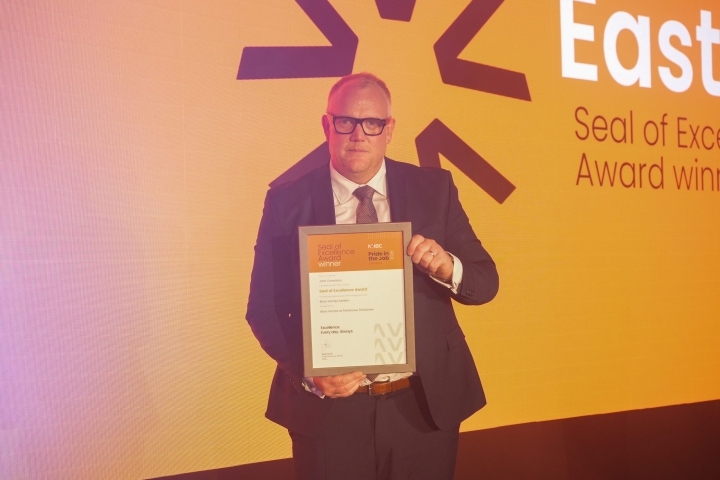 NHBC-Pride-in-the-Job-Awards-2026_East_John-Crewdson-scaled.jpg